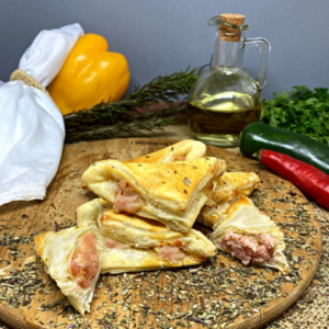 Mini Folhado Presunto e Queijo (1 kg)