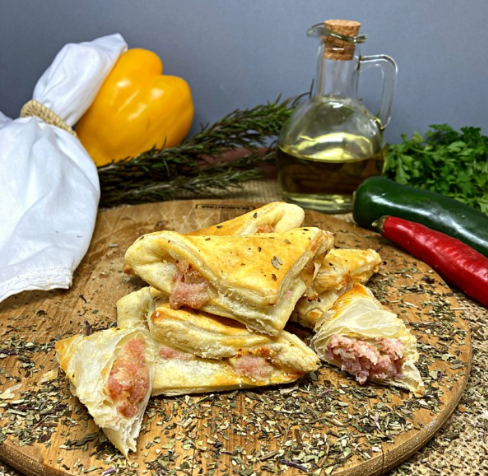 Mini Folhado Presunto e Queijo (1 kg)