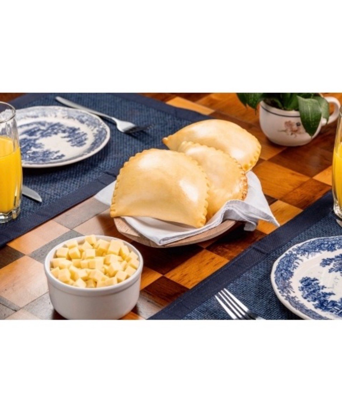 Empanada Max Linguiça Blumenau (5 un) - Para Assar